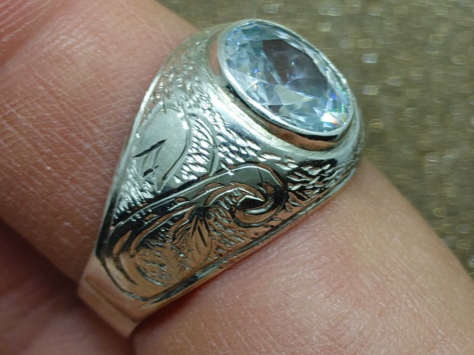 Inel din argint cu goshenit natural