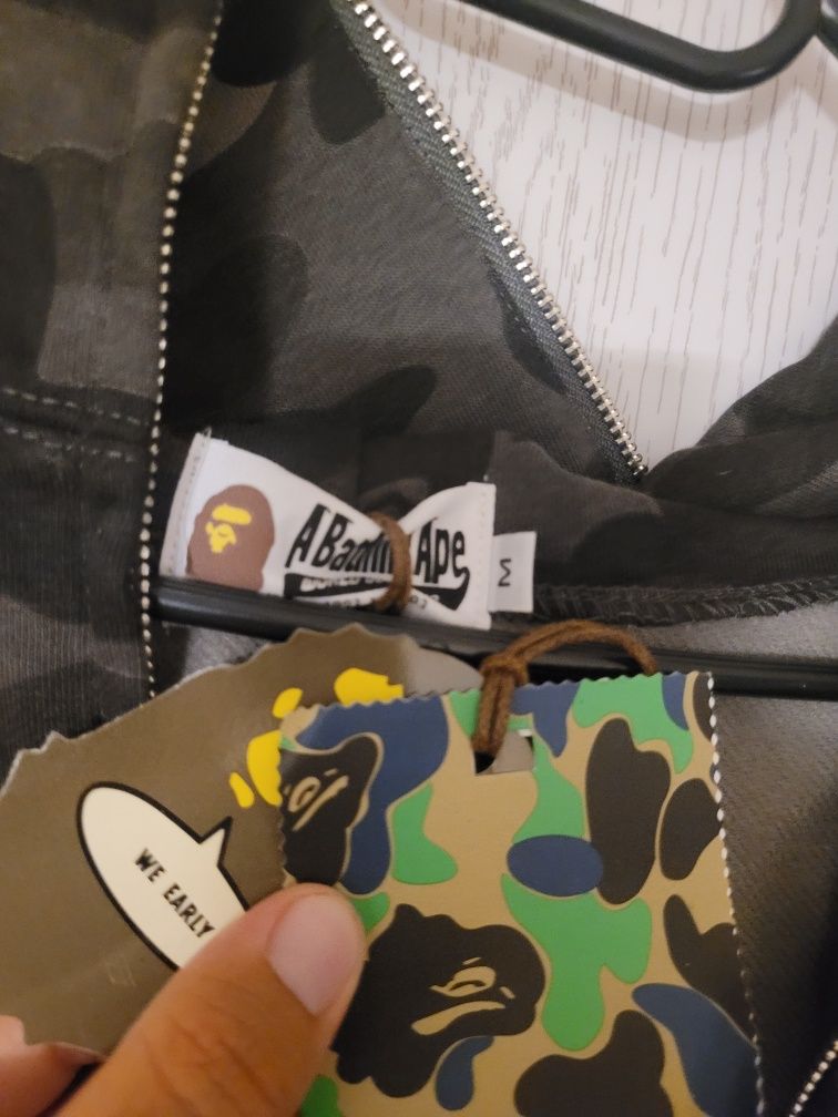 Bape camo shark hoodie размер М