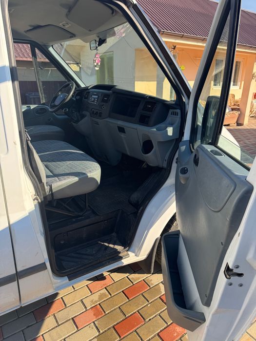 Ford tranzit 2.2