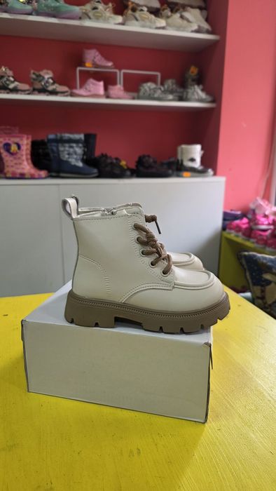 Детски зимни боти