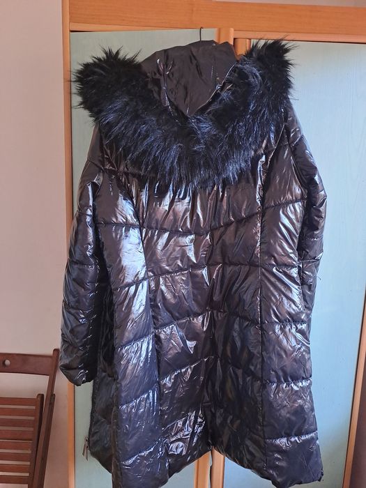 Geaca damă mărimea 38.