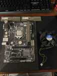 PC: Calculator format din Procesor Intel i5-4460 + 4GB RAM DDR3