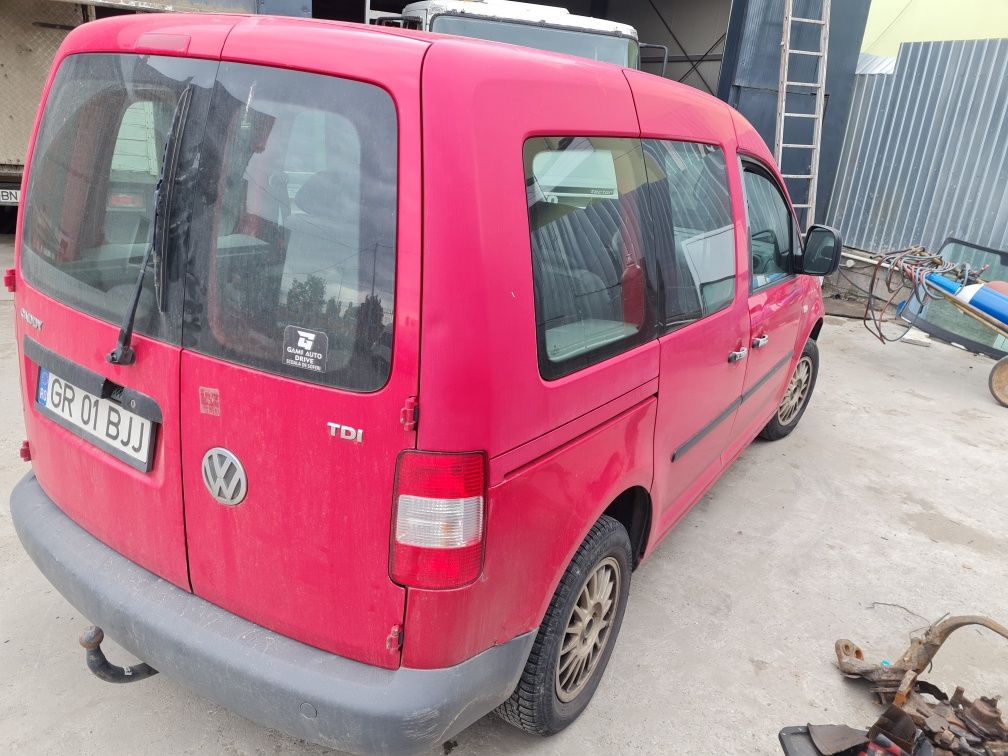 Dezmembrez Vw Caddy 1.9 tdi/ 1.6 benzina