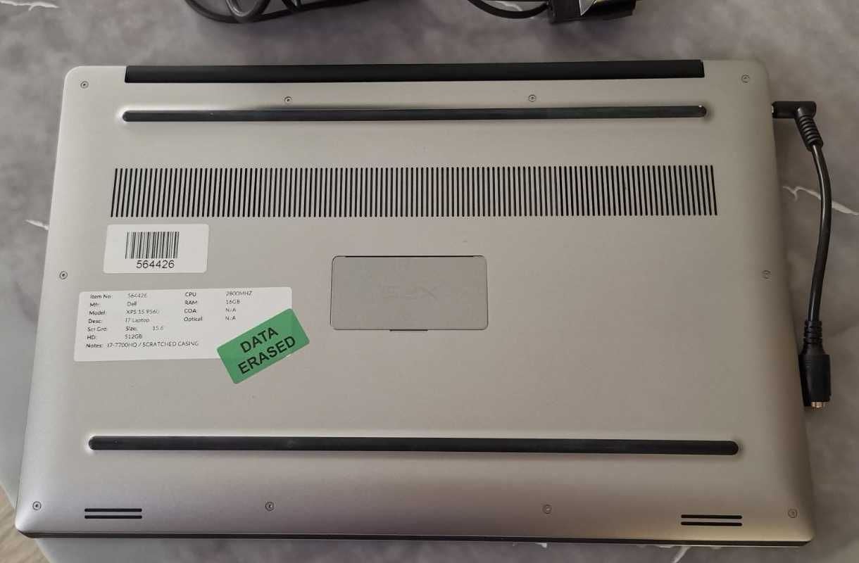 15.6" Геймърски Бизнес Лаптоп Dell XPS 15 9560 Core i7-7700HQ, UHD