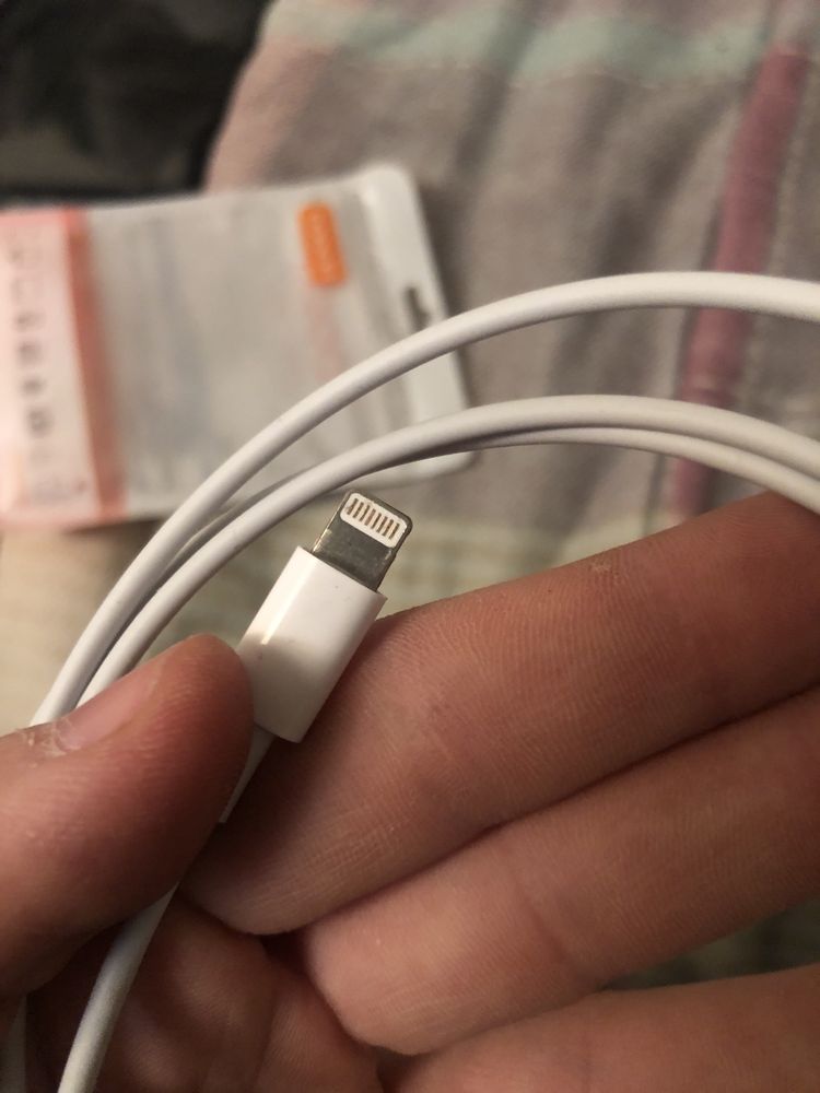 Iphone кабелче за зареждане