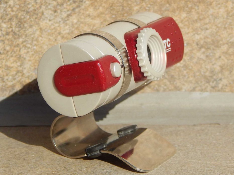 Camera web BTC PC 380S compatibila Win 98SE/2000/ME/XP pt piese