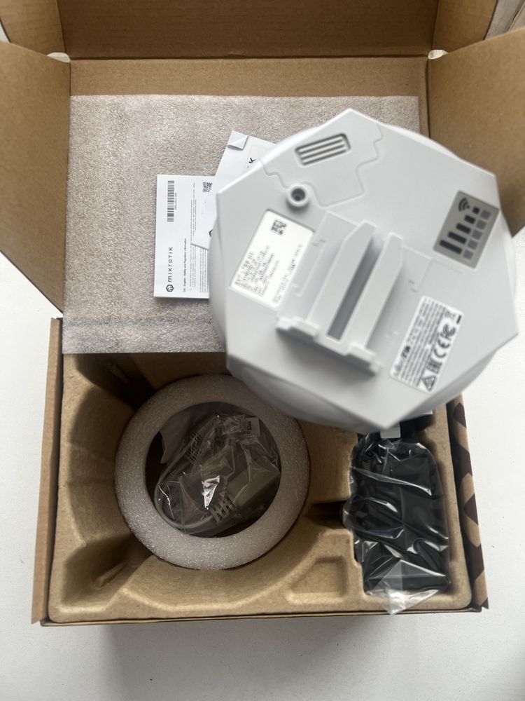 SXT LTE6 kit — точка доступа компании MikroTik