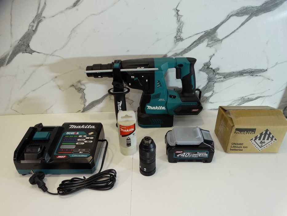 НОВО - Makita HR 004G / 40 V / XGT - Перфоратор
