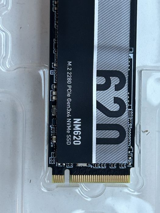 Vând ssd Lexar 512 gb produsul este nou