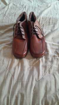 Мъжки  обувки  кафяв цвят