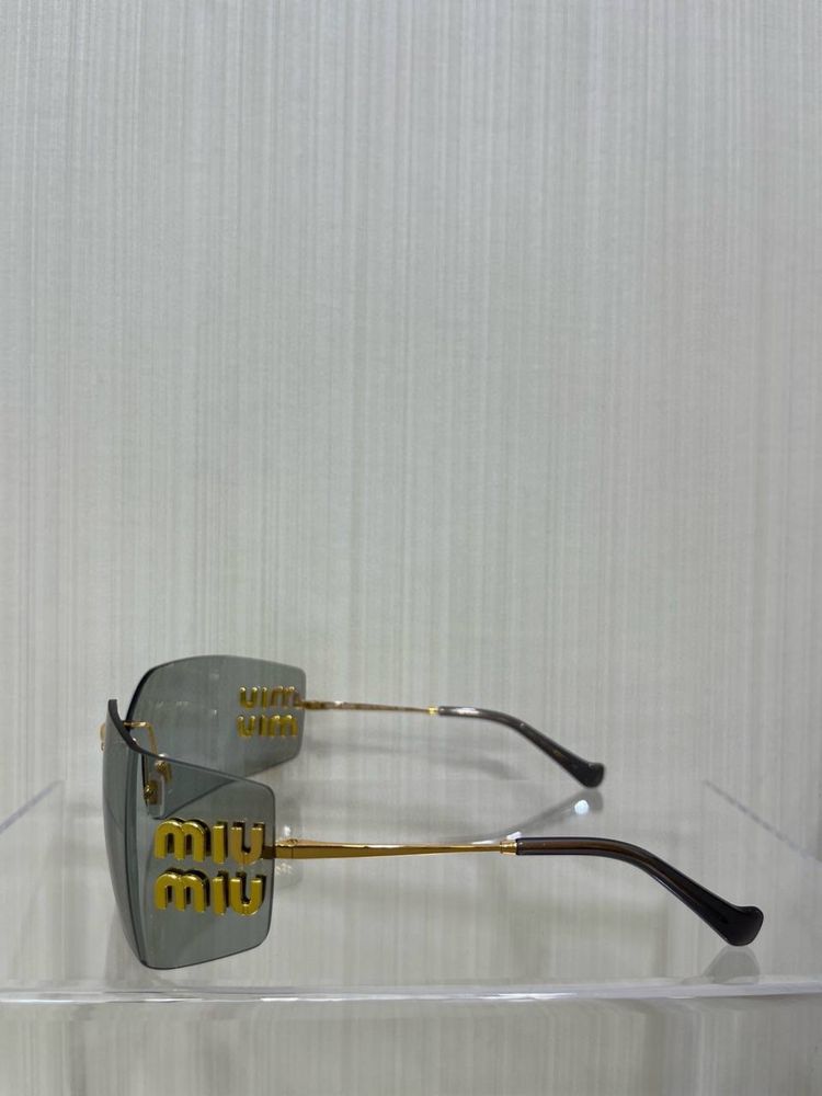 MiuMiu слънчеви очила New Season