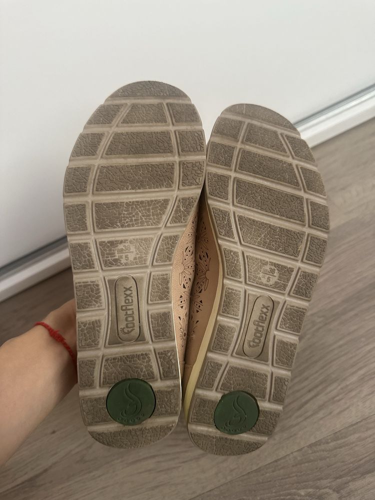 Nike маратонки и балеринки