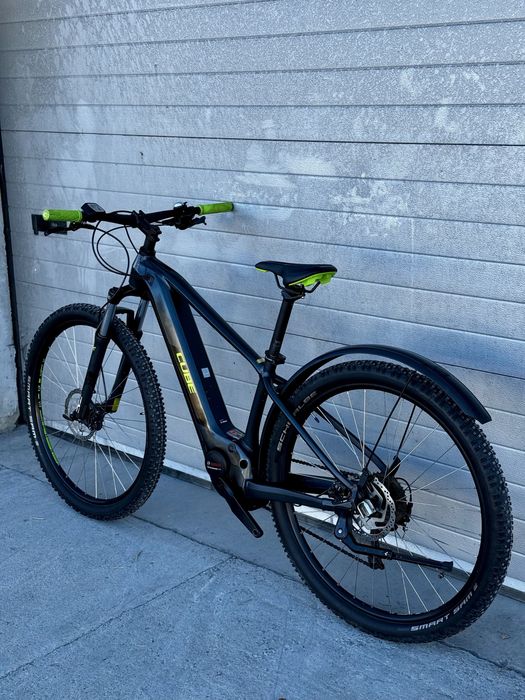 Bicicleta electrica Cube , Bosch