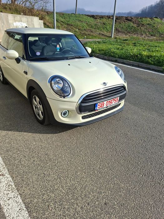 Mini Cooper Mini Cooper 1.5i • 102 CP • 2020 • Keyless Go • Euro 6