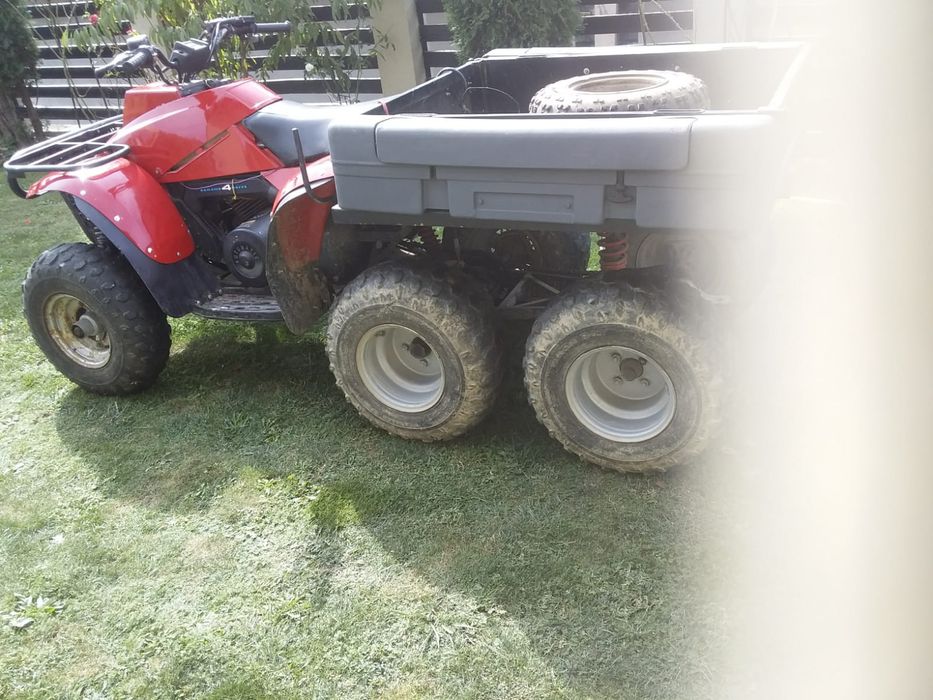 Vând ATV Polaris