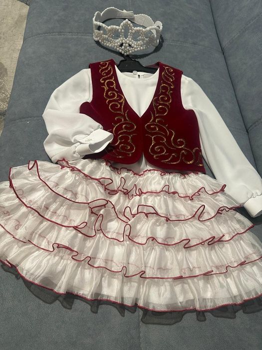 Продам казахские национальные костюмы