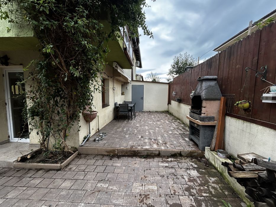 Proprietar inchiriez  duplex spatios in Floresti, zona linistita
