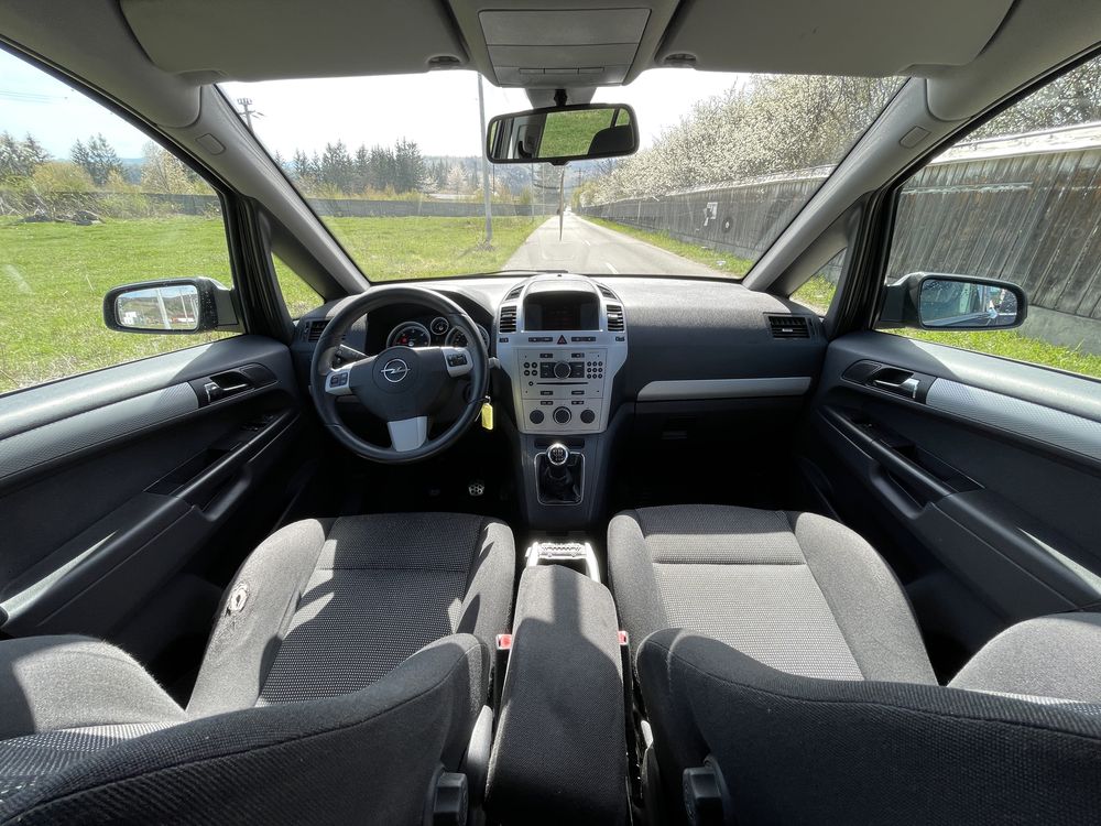 Opel Zafira “ 1.9 d “ 2007 “ 7 locuri