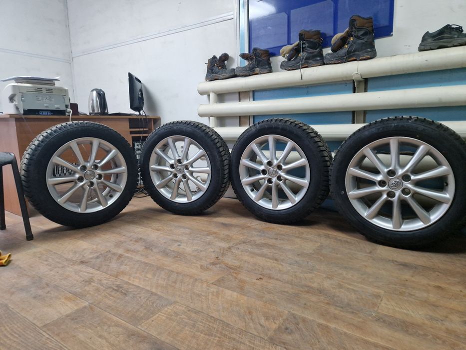Продам диски с шинами