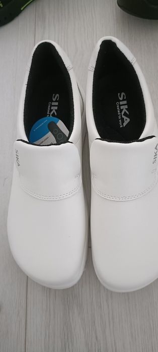 Încălțăminte de munca