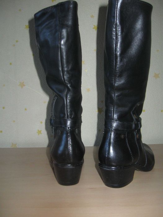 Шити и лепени кожени нови ботуши
