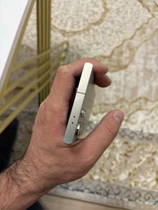 Samsung Galaxy S24 ultra Titanium Grey в идеальном состоянии срочно!