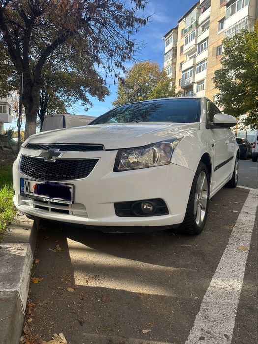 Chevrolet Cruze, 2011, 1.8 benzina