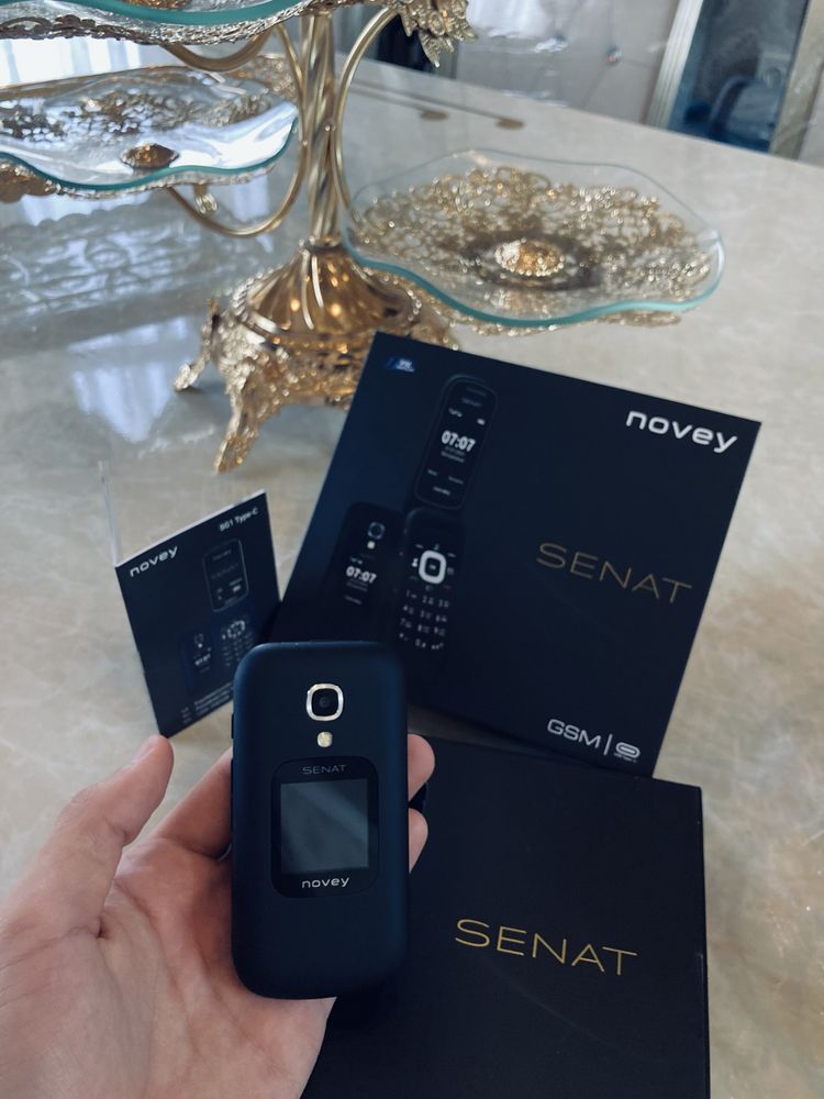 Novey senat GSM tel