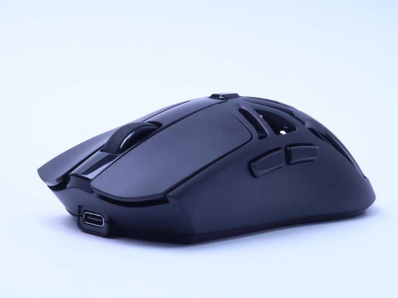 Продам игровую мышь SMAILWOLF RS8