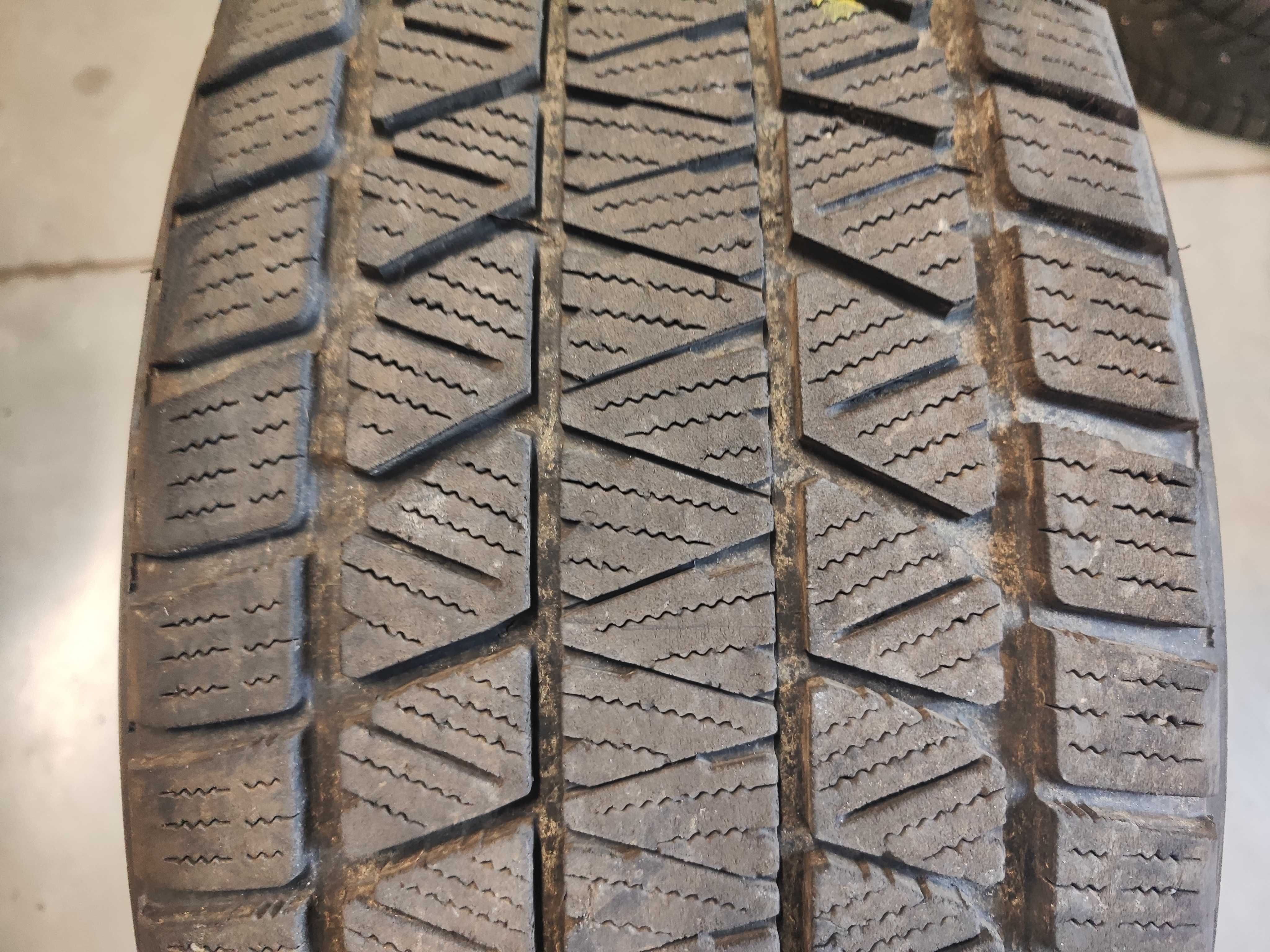 4бр.зимни гуми 265/60/18 Bridgestone