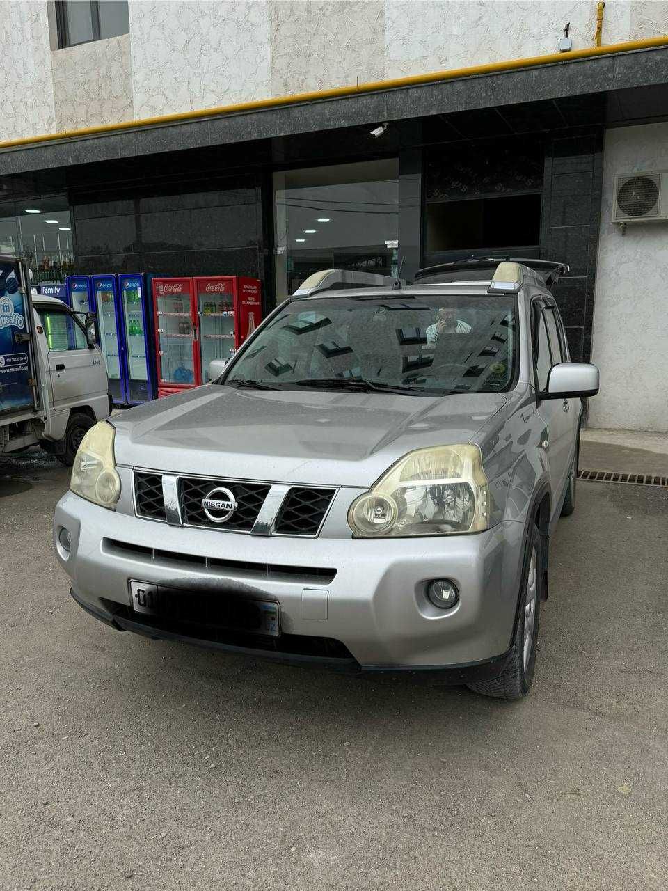 Продаётся автомобиль nissan x-trail 2009