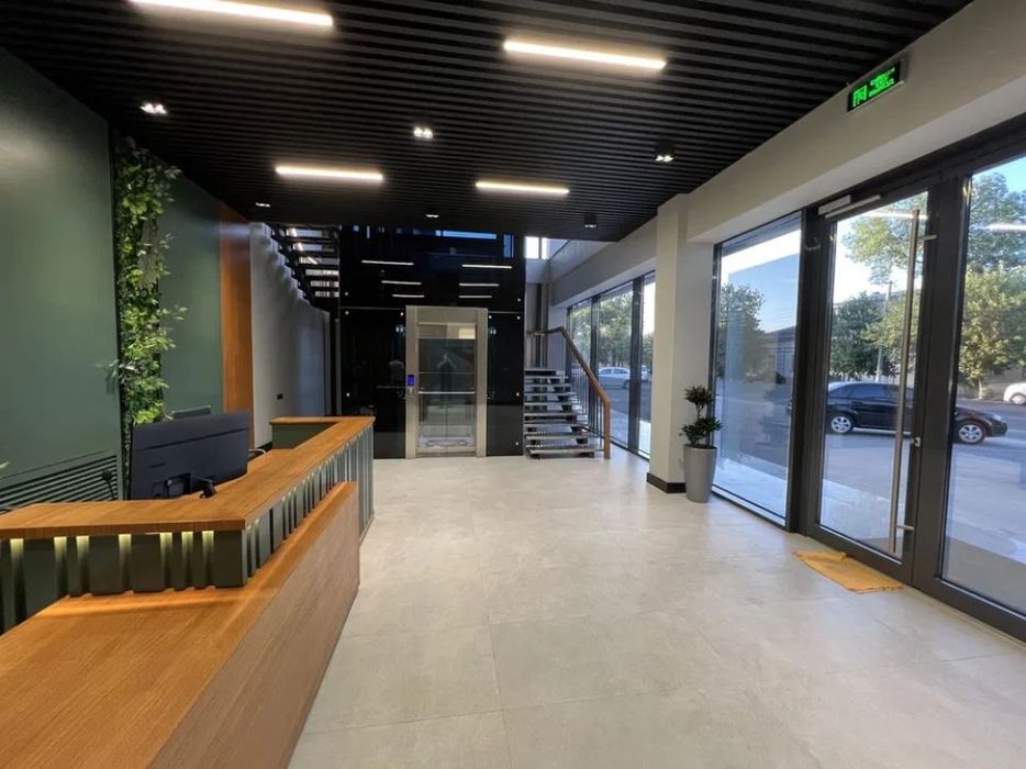 Сдается офис на ЦУМЕ, Космонавтов, 777 м²