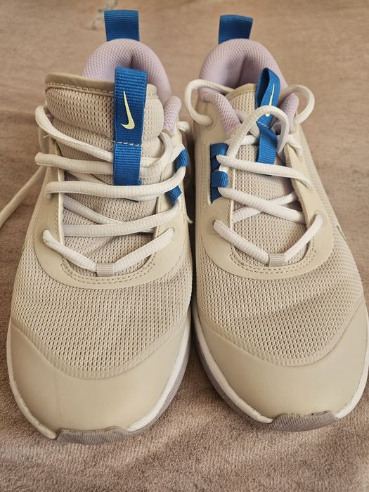 Маратонки Nike 35.5 номер
