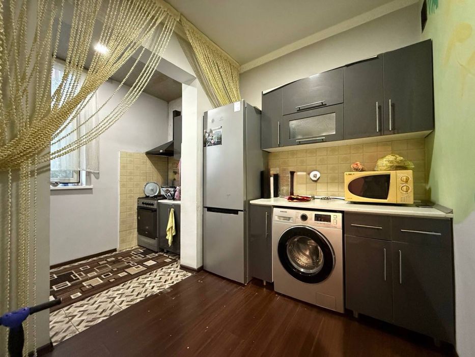 Юнусабод 15.кв 3/2/4 Срочно квартира Сотилади метролиня