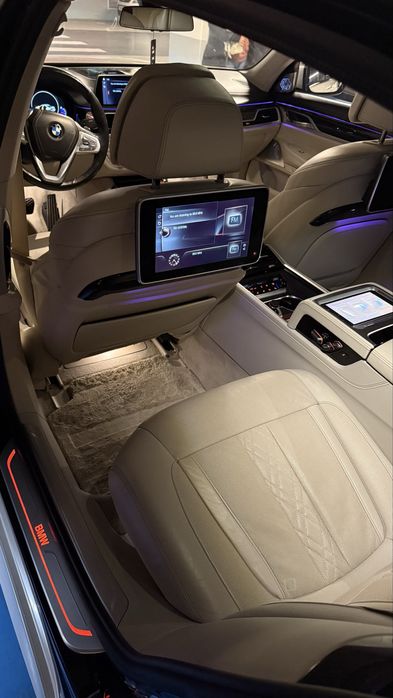 Vand Bmw 750 Li G12 V8 450 Cp Full