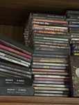 CD uri cu muzica din anii 2000