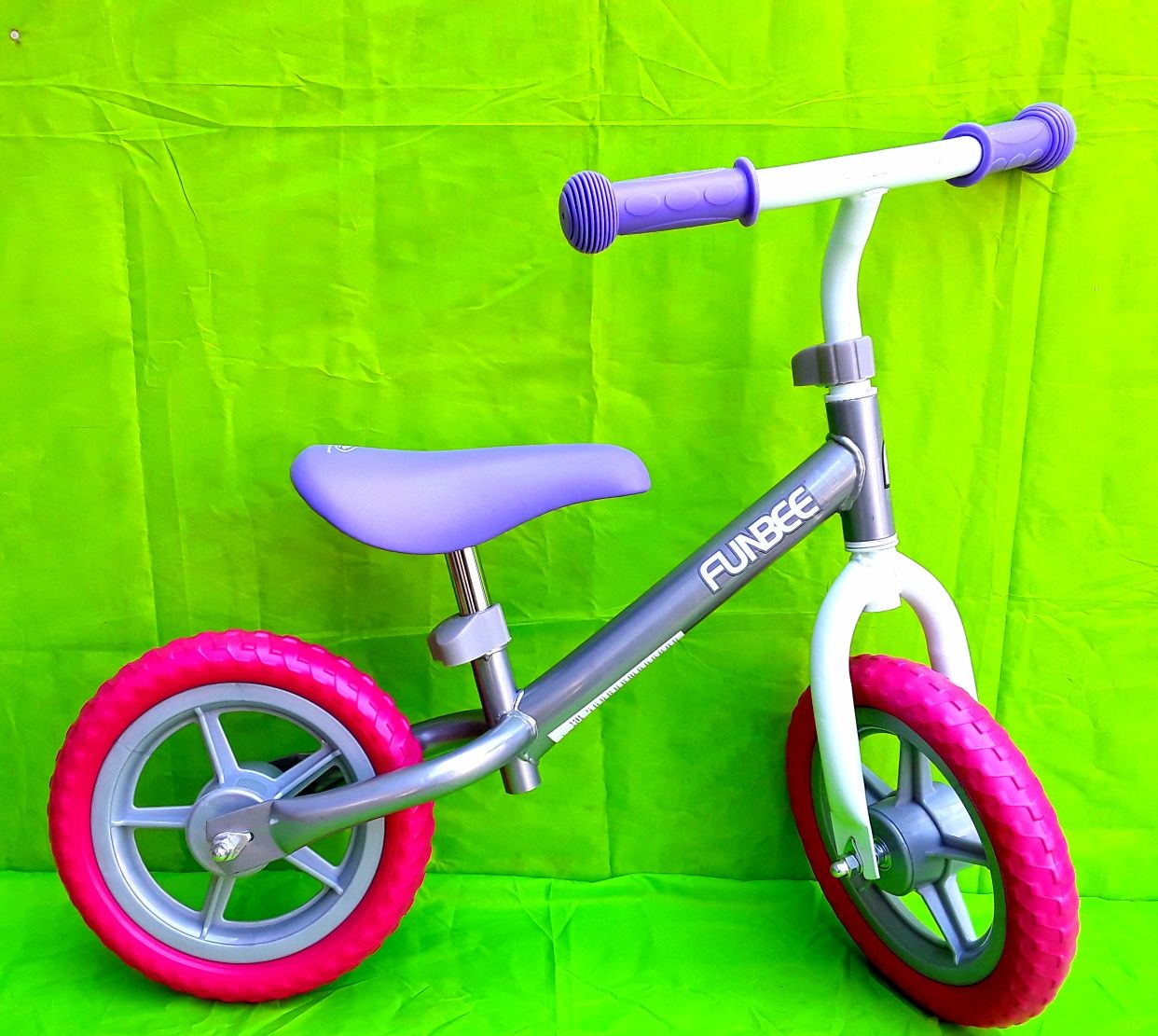 Bicicleta FUNBEE Pentru Copii 2-4 Ani NOUĂ IDEE CADOU - 170 Lei