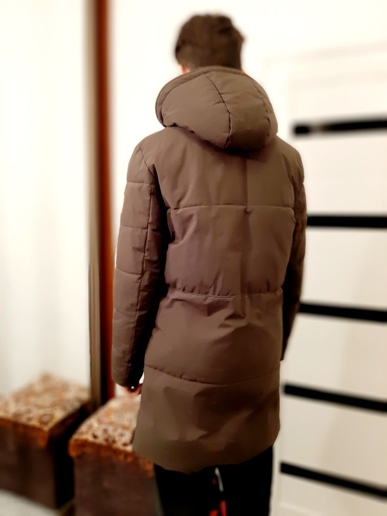 Куртка мужская длинная..размер М/L..до 48