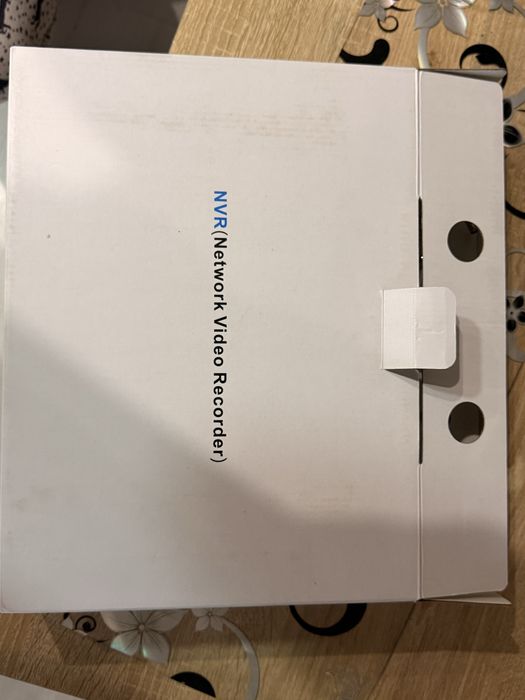 Anran NVR видеозаписвачка със 1 TР хард диск