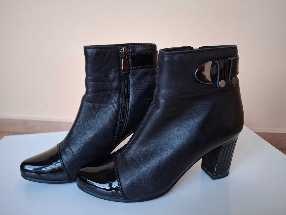 Боти Естествена Кожа и Естествен Лак с Метални Декорации!№ 37