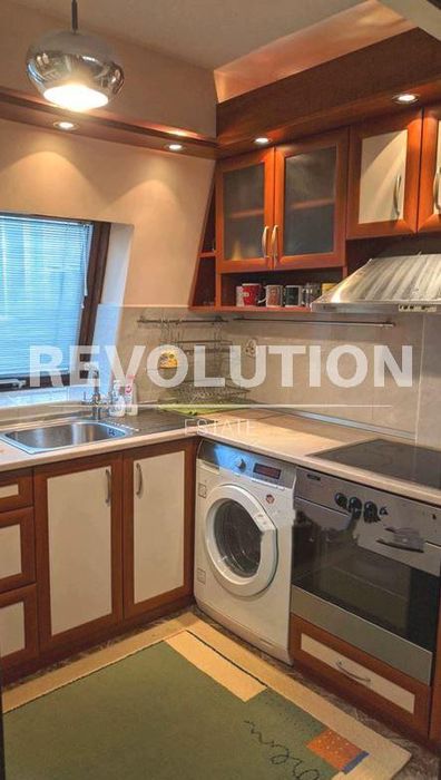 Дава се под наем Двустаен апартамент в Варна, Левски - 60 кв.м за 425 € - Снимка #2