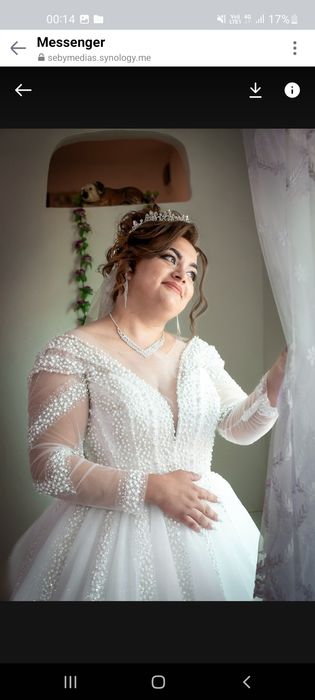 Rochie de mireasa/costum de mire