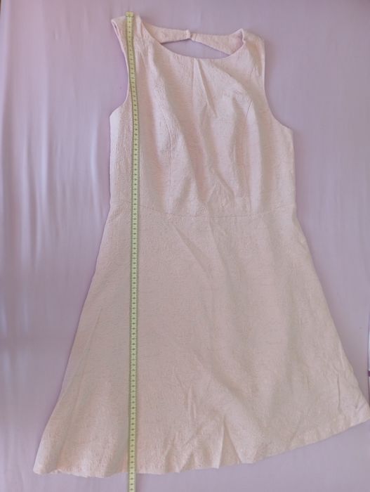 Три стилни и официални рокли