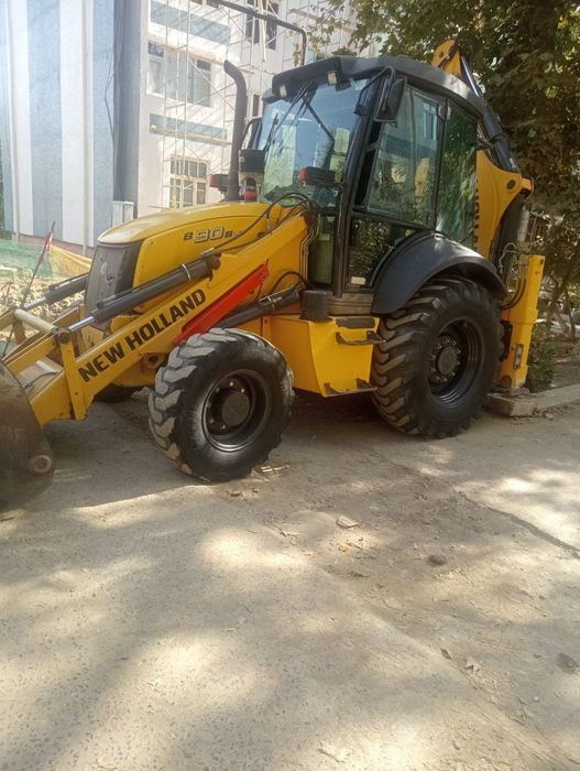New Holland b90b