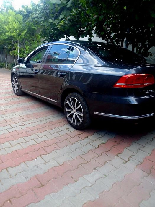 Volkswagen Passat 2011