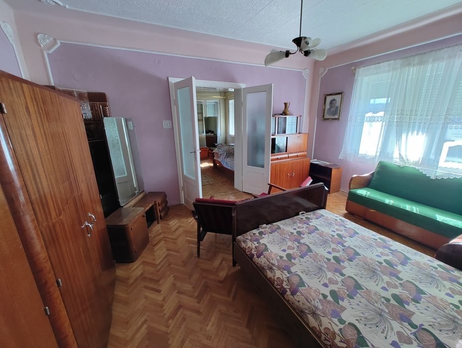 Casă individuală 180 mp + 800 mp teren/livadă – Sărmașu, jud. Mureș