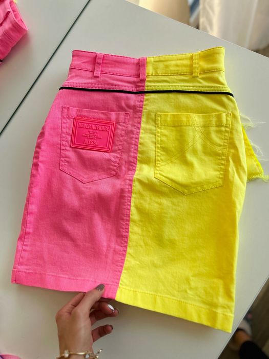 Пола Алеса розова