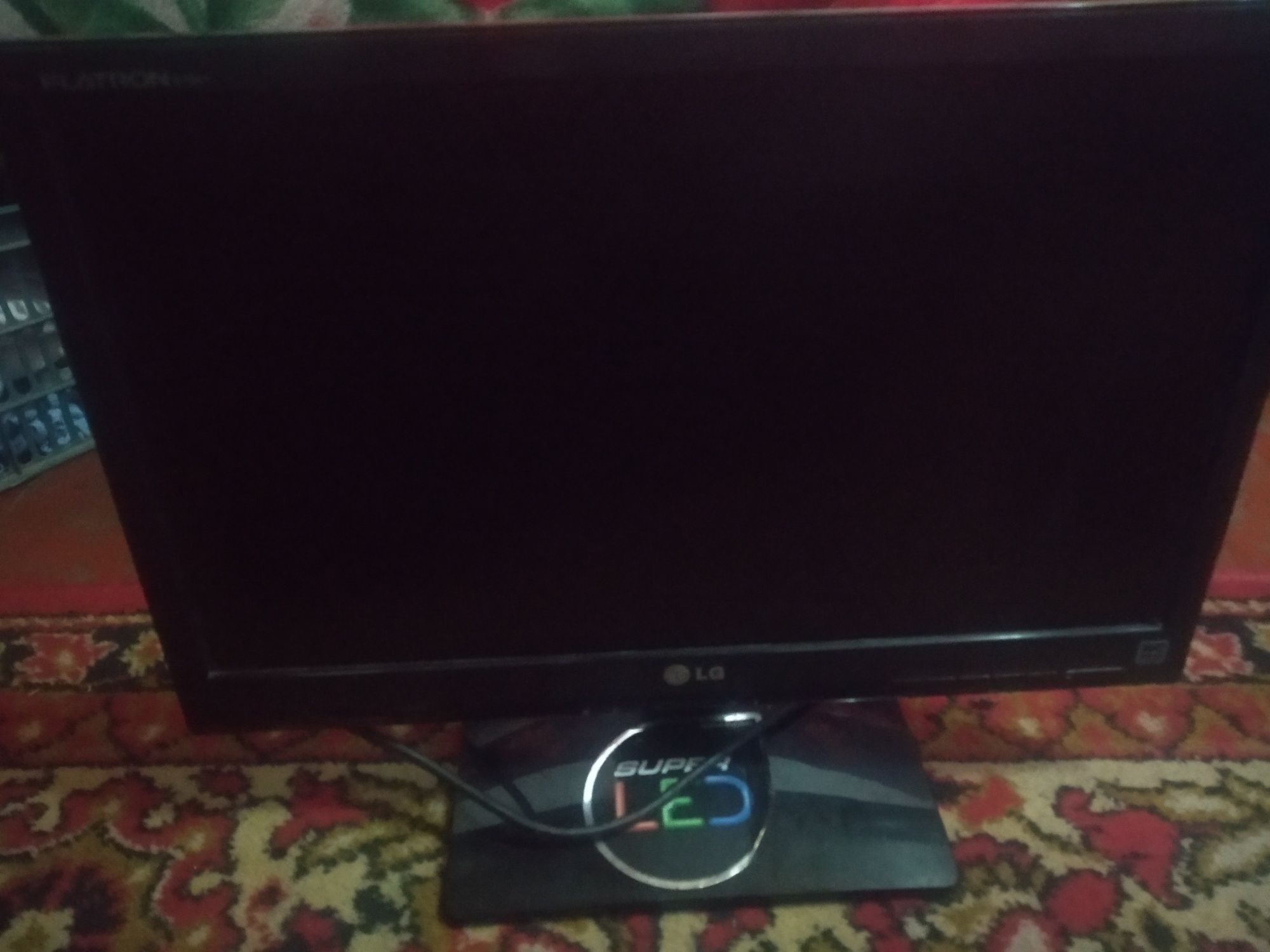 Monitor LG yaxshi