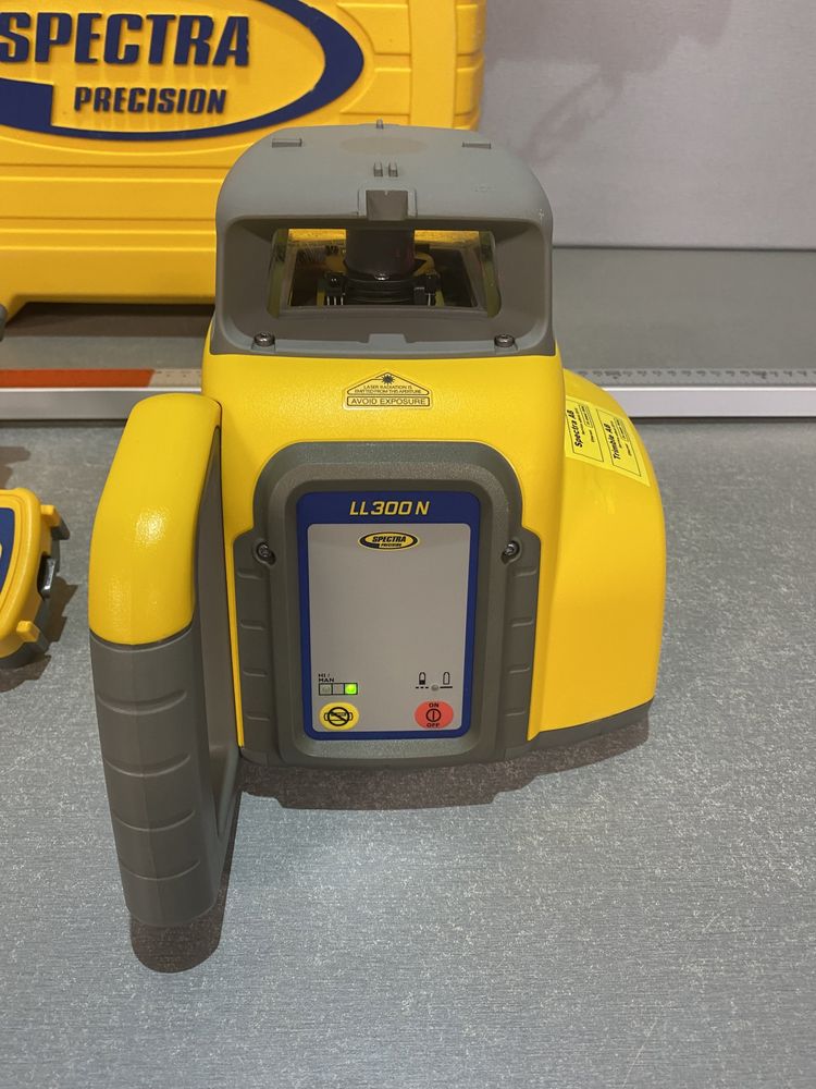 Nivela laser spectra ll 300 n  hilti topcon