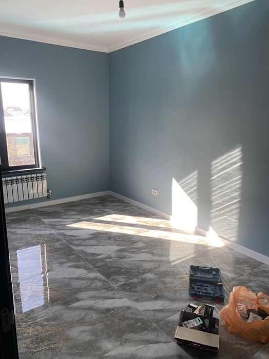 СДАЁТСЯ НОВОЕ ЗДАНИЕ 200 м² — 6 изолированных кабинетов